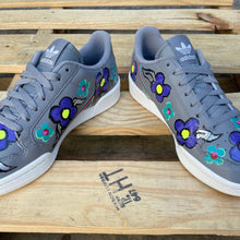 Load image into Gallery viewer, adidas Continental

